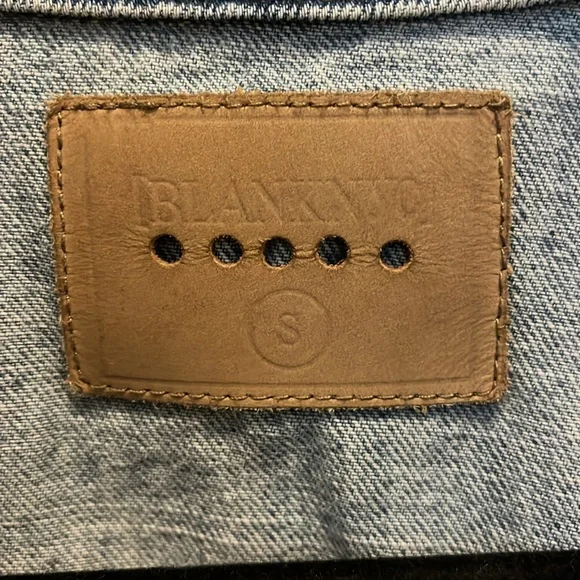 Blank NYC Distressed Denim Jacket Size Small - Picture 5 of 5